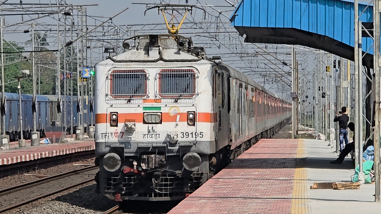 12302 New Delhi - Howrah Rajdhani Express (Via Gaya) photo 24