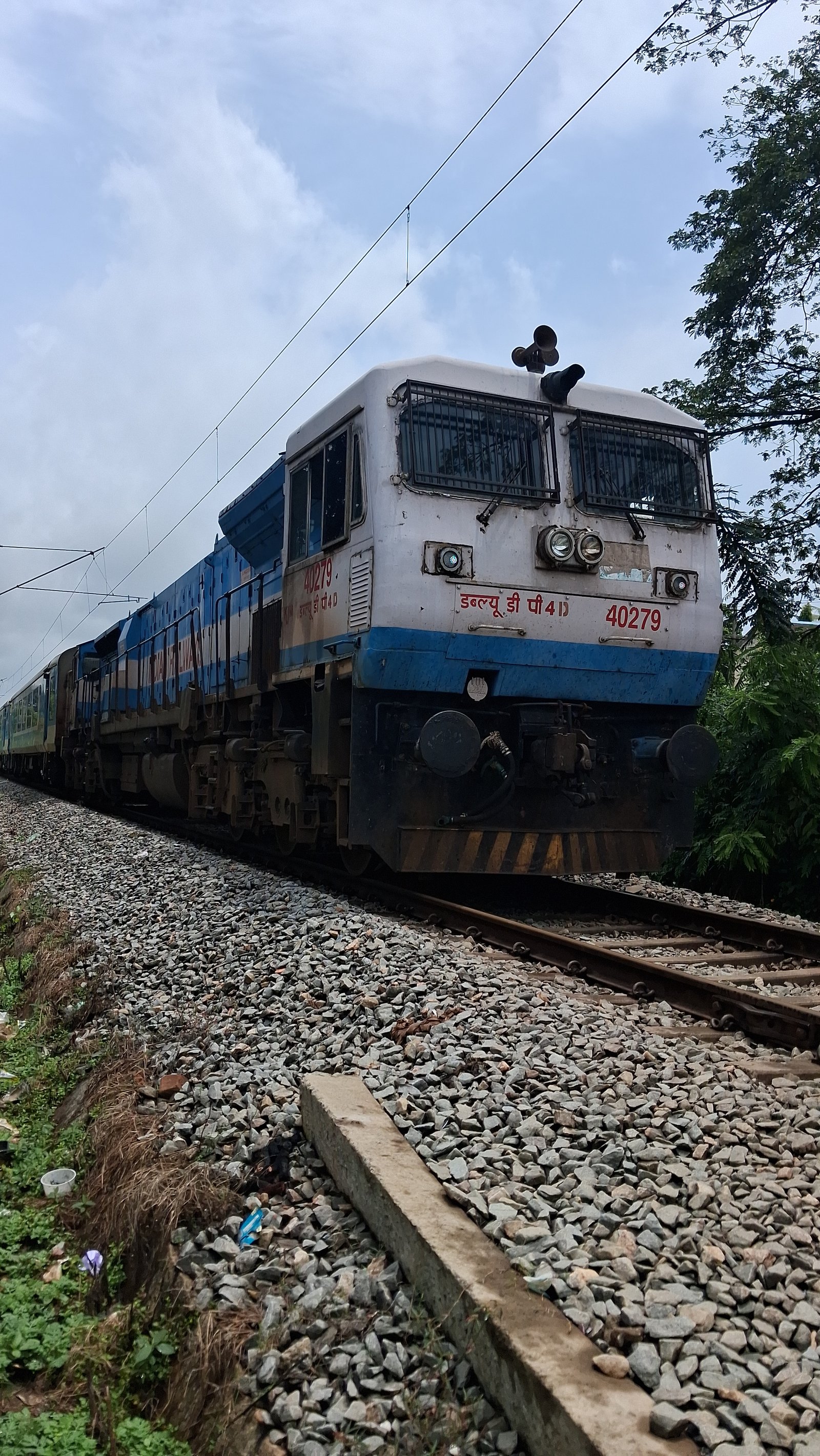 22436 New Delhi - Varanasi Vande Bharat Express photo 4