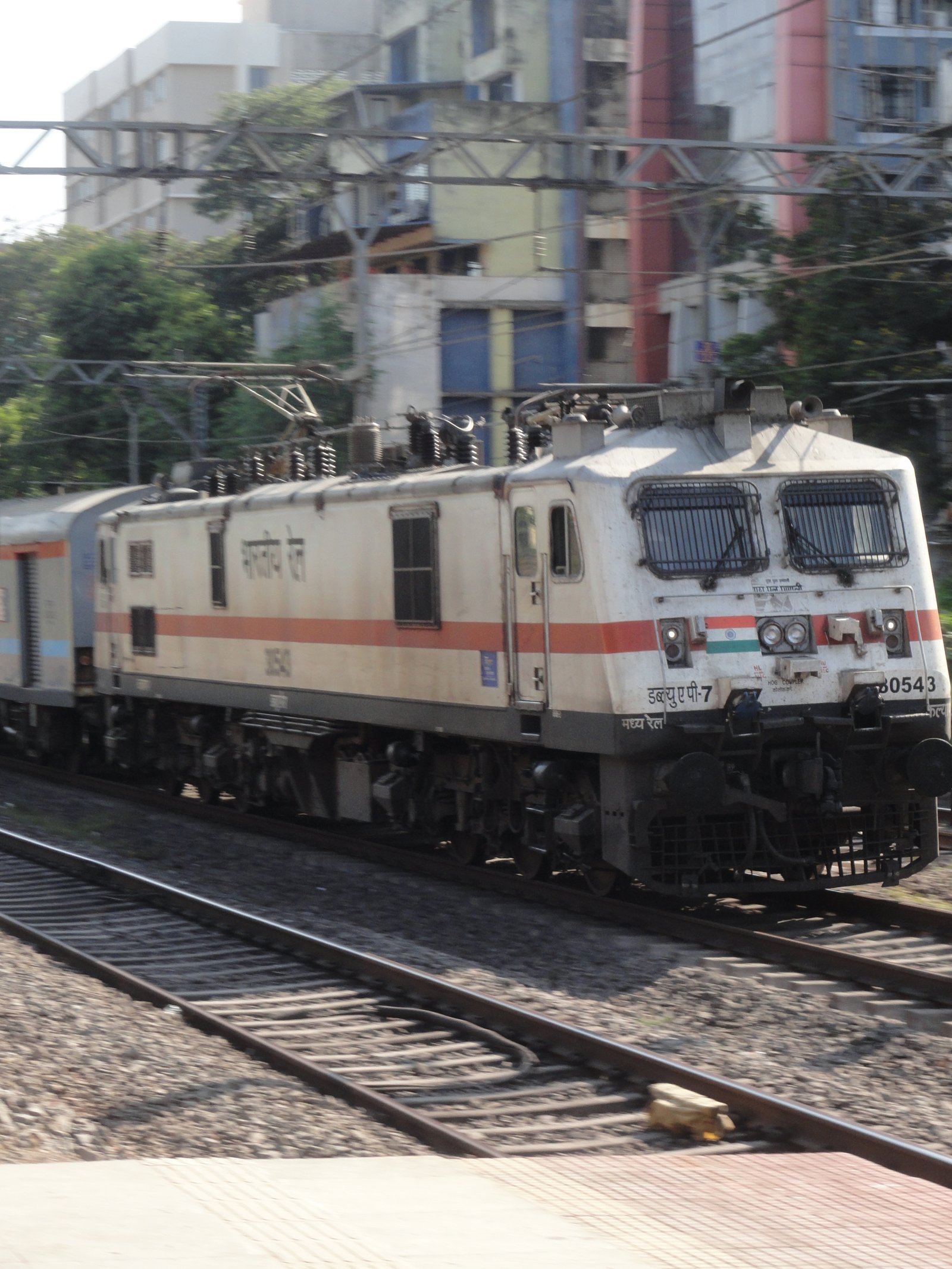 22222 Hazrat Nizamuddin - Mumbai CSMT Rajdhani Express photo 15