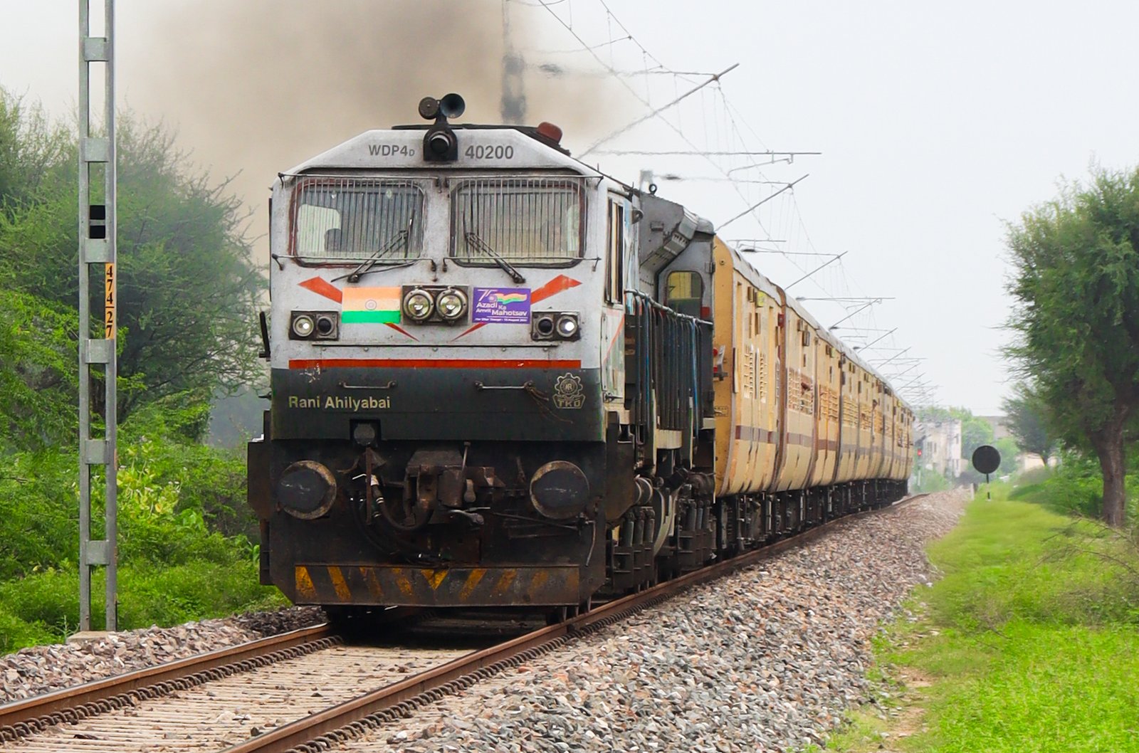 20407 Ranchi - New Delhi Rajdhani Express (Via Japla) photo 2