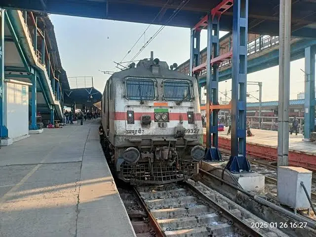 Representative Indian Railways gallery image photo 8
