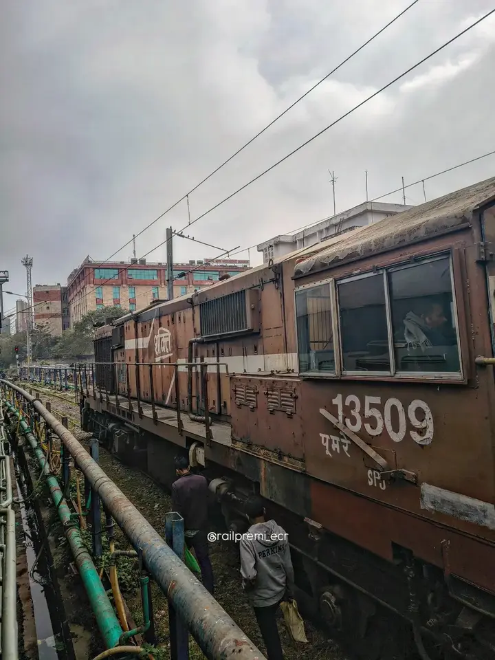 Representative Indian Railways gallery image photo 2