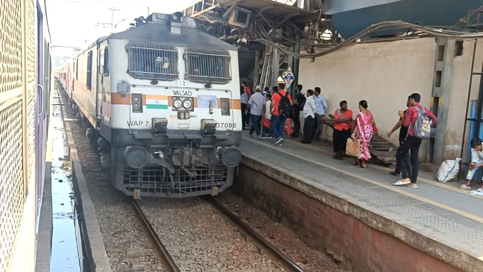 Representative Indian Railways gallery image photo 1
