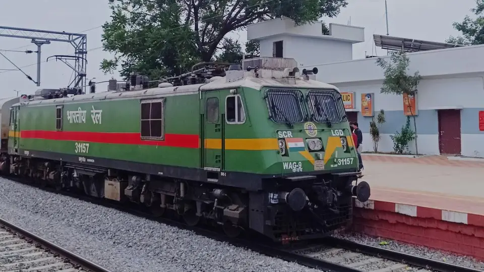 Representative Indian Railways gallery image photo 4