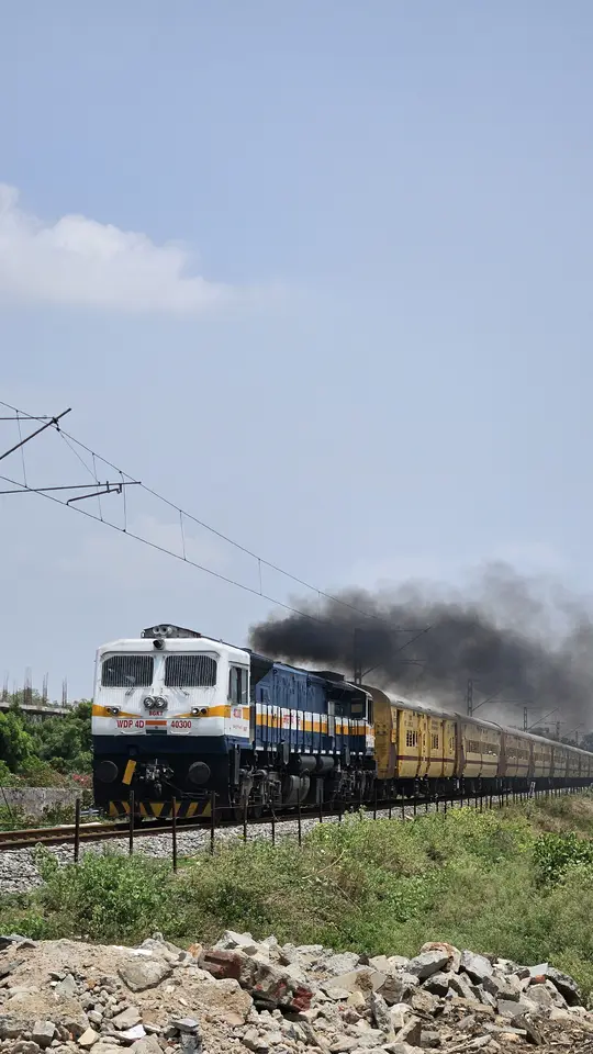 19605 Madar Jn (Ajmer) - Udaipur City Express train photo 1