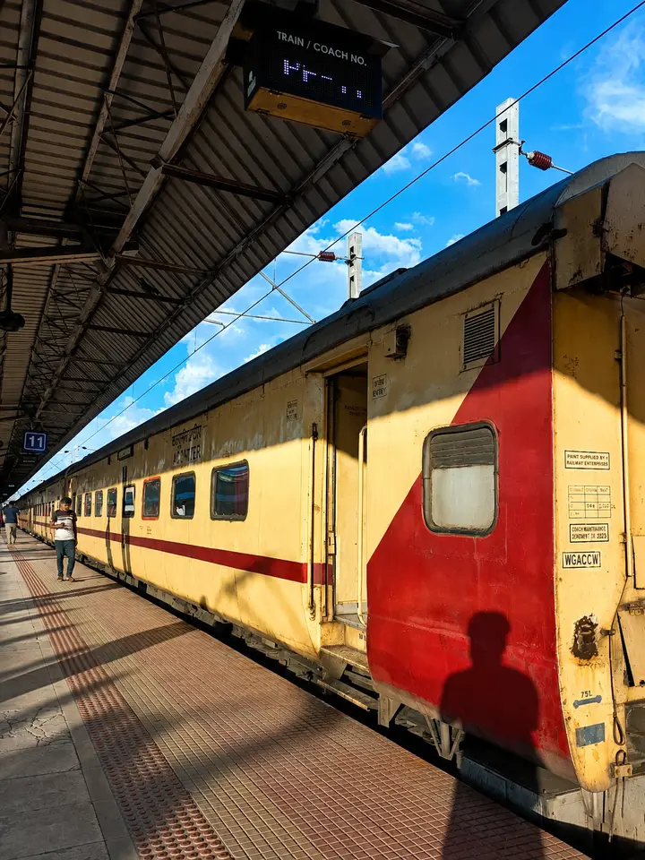 11019 Konark Express train photo 42
