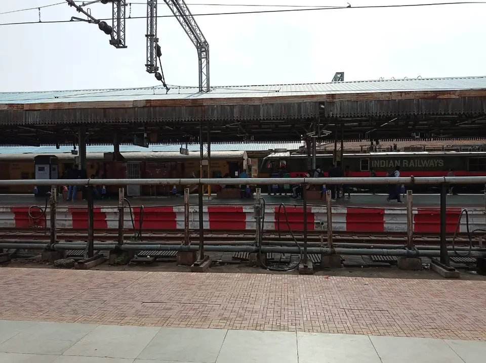 Representative Indian Railways gallery image photo 4