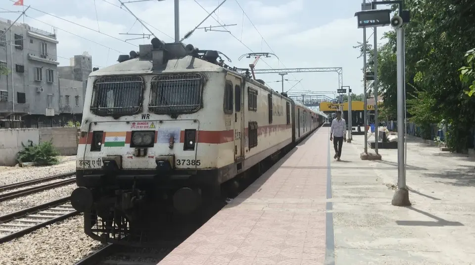 Representative Indian Railways gallery image photo 3