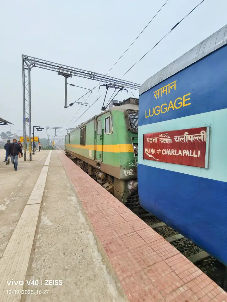 Representative Indian Railways gallery image photo 6