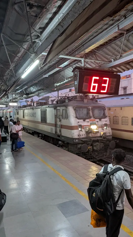 16339 Mumbai LTT - Nagercoil Express (via Katpadi) train photo 28
