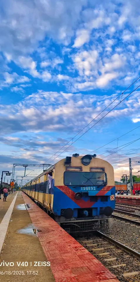 63245 Patna - Gaya MEMU train