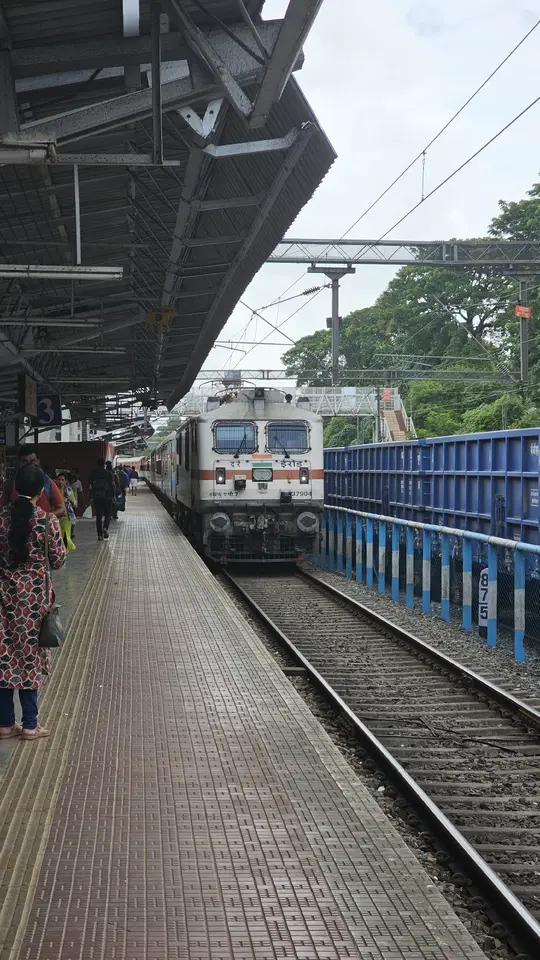 Representative Indian Railways gallery image photo 8