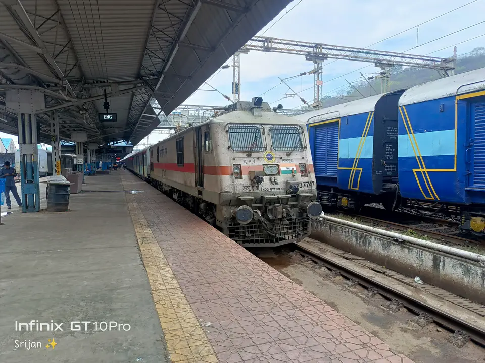 Representative Indian Railways gallery image photo 7