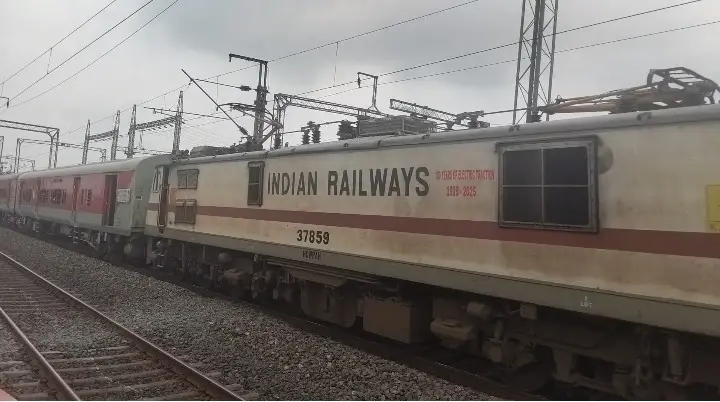 Representative Indian Railways gallery image photo 6
