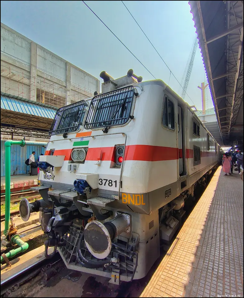 22839 Rourkela - Bhubaneswar Intercity SF Express train photo 2