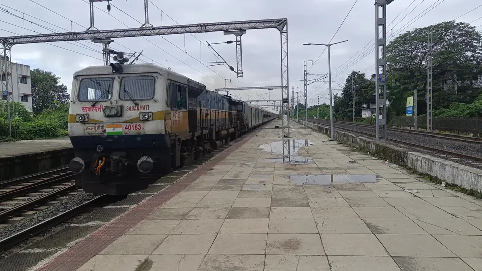 Representative Indian Railways gallery image photo 3