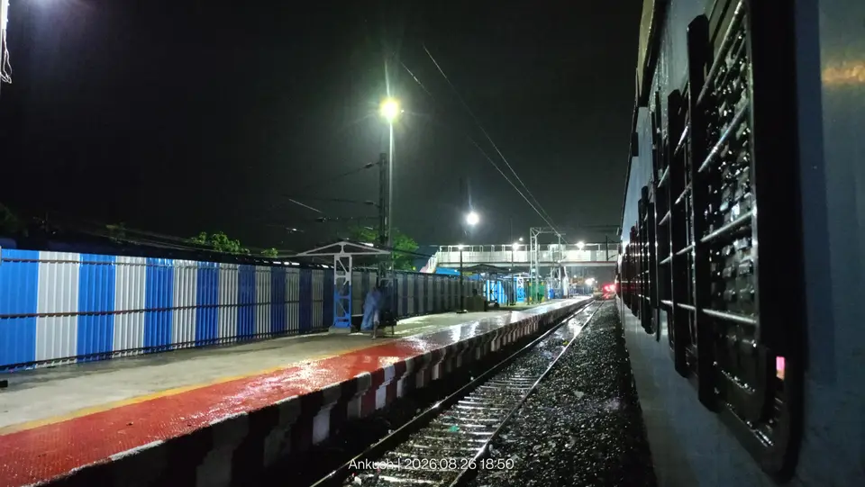 15549 Jaynagar - Patna Intercity Express train photo 1