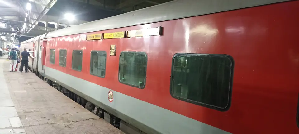 Representative Indian Railways gallery image photo 4