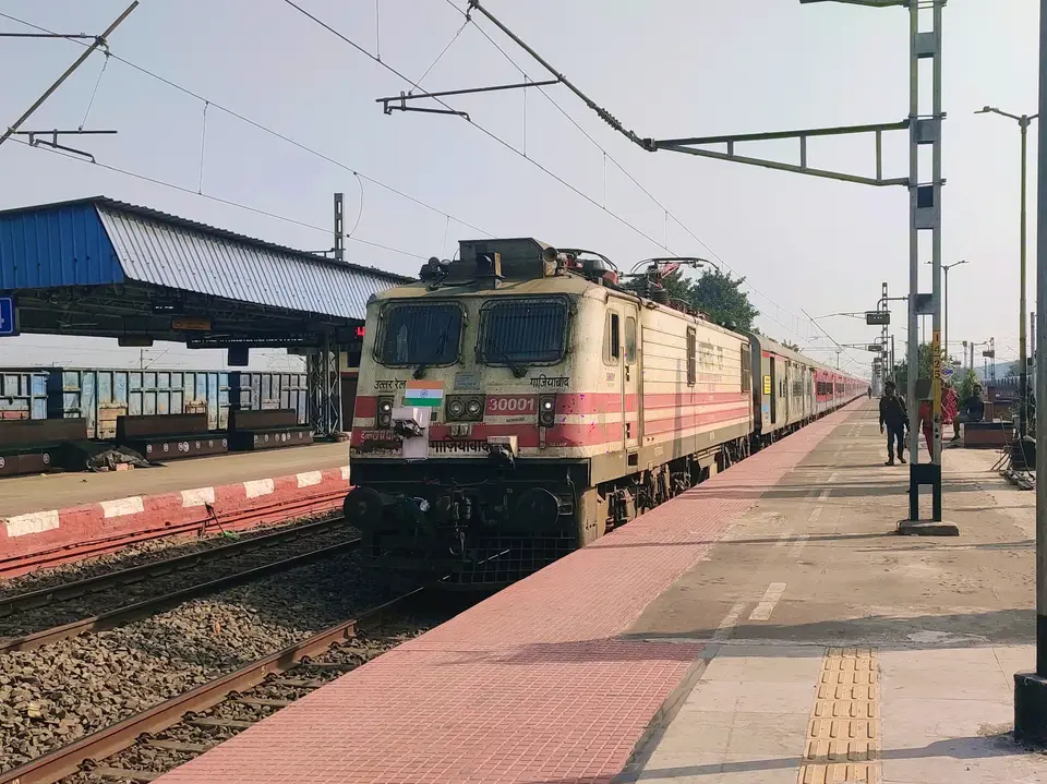 Representative Indian Railways gallery image photo 8