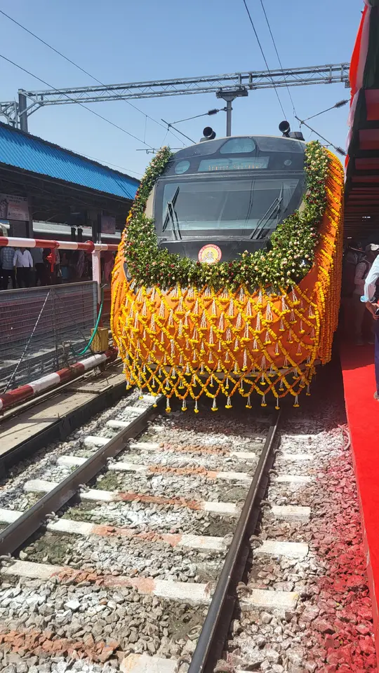 Representative Indian Railways gallery image photo 4