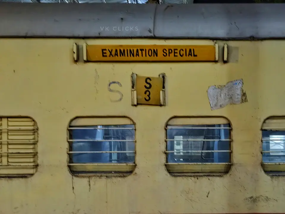 08181 Tatanagar - Rampur Bazar Special Fare Exam Special train photo 3