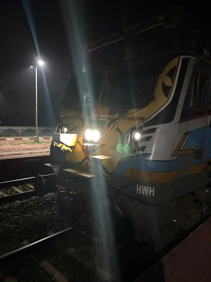 Representative Indian Railways gallery image photo 8