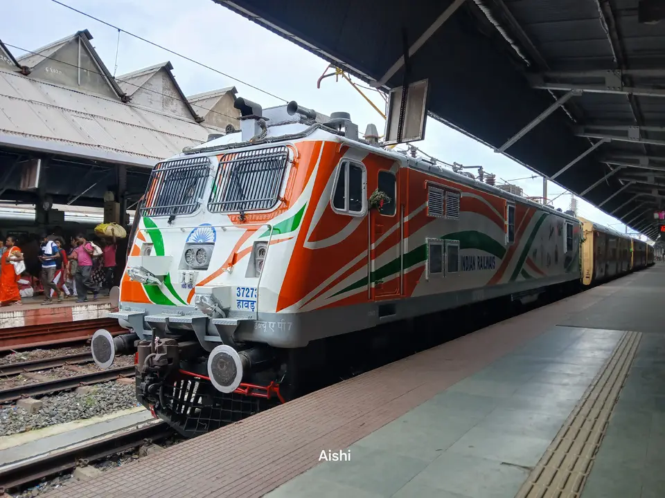 13045 Mayurakshi Express train photo 7