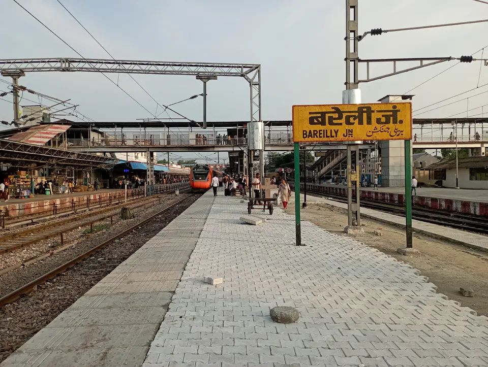Representative Indian Railways gallery image photo 4