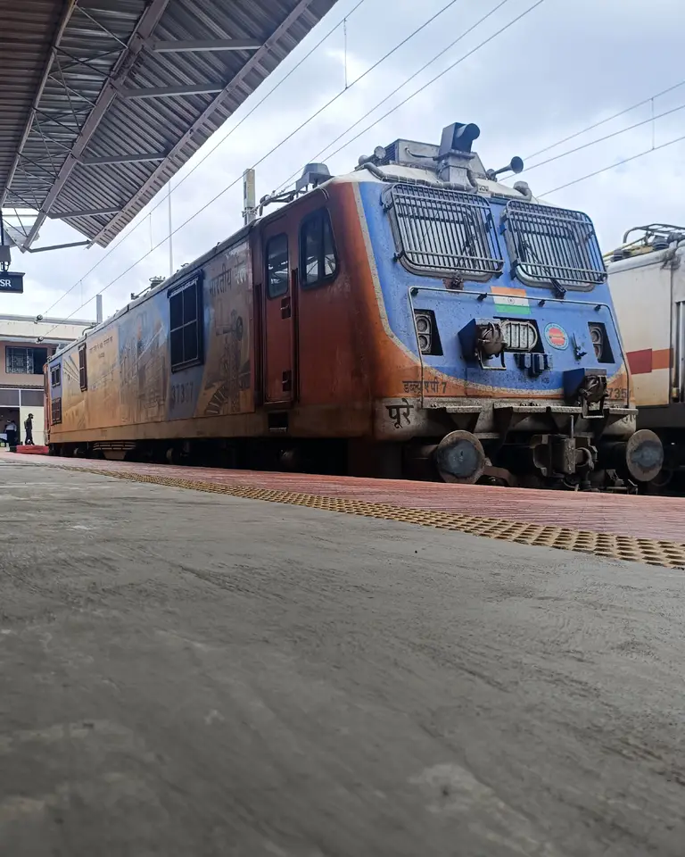 Representative Indian Railways gallery image photo 7