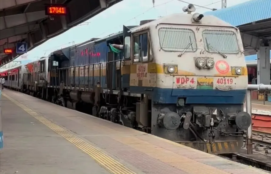 Representative Indian Railways gallery image photo 3