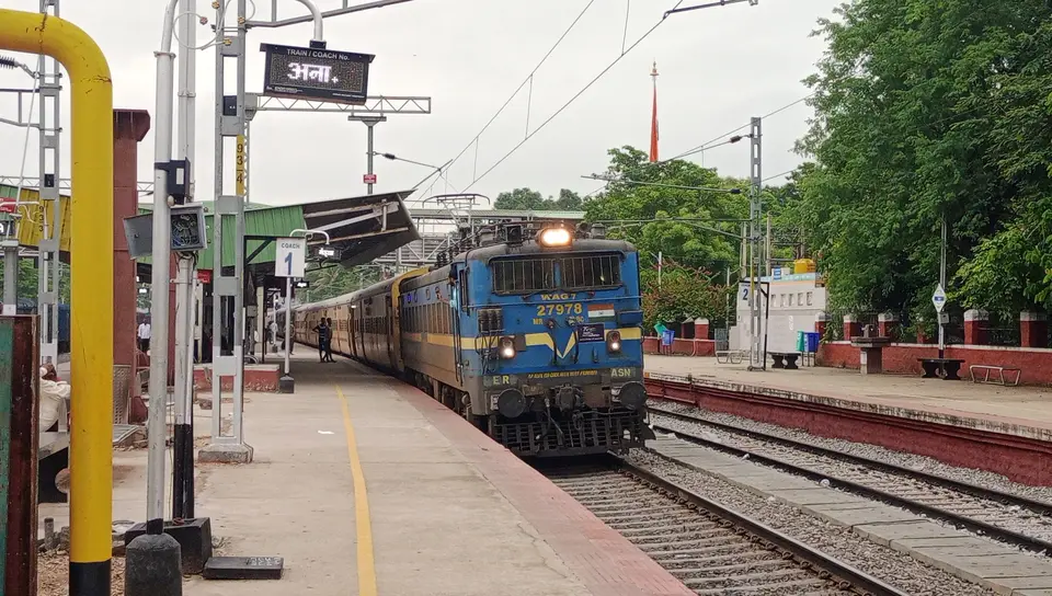 Representative Indian Railways gallery image photo 3