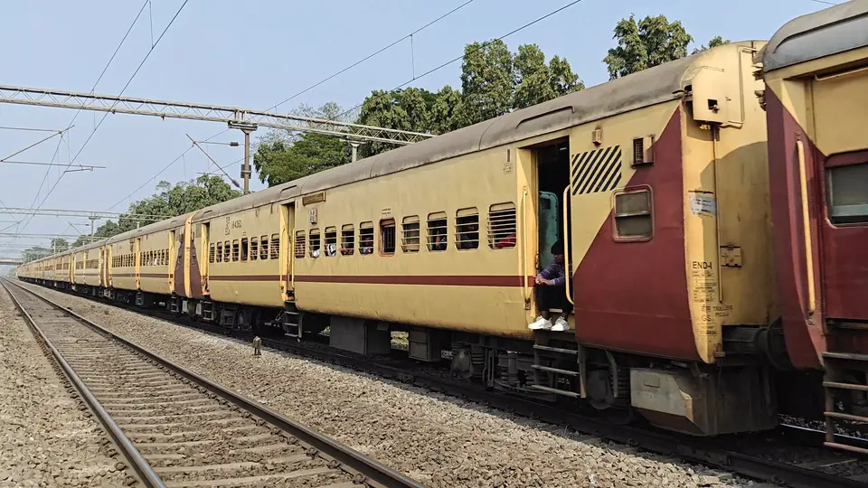 Representative Indian Railways gallery image photo 2