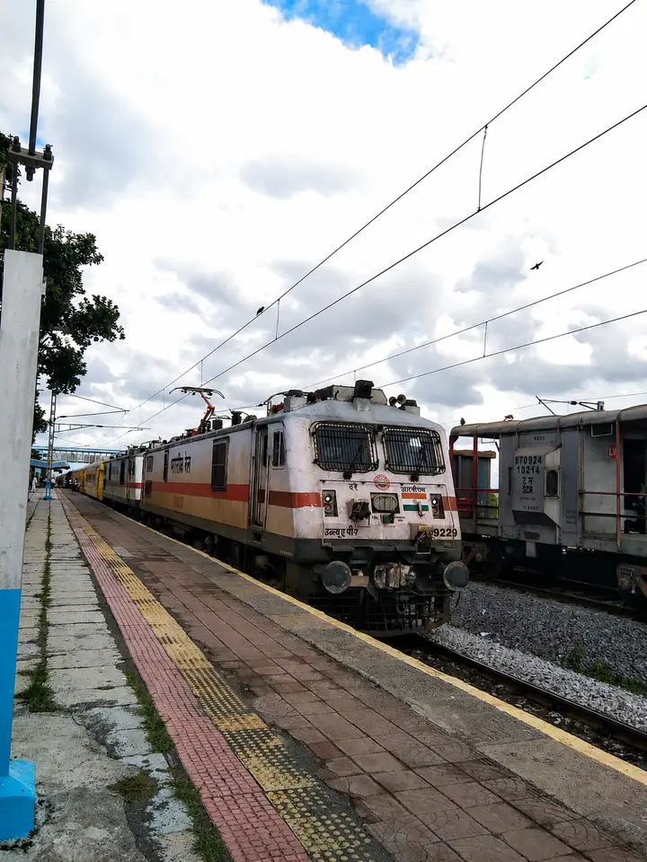 Representative Indian Railways gallery image photo 2