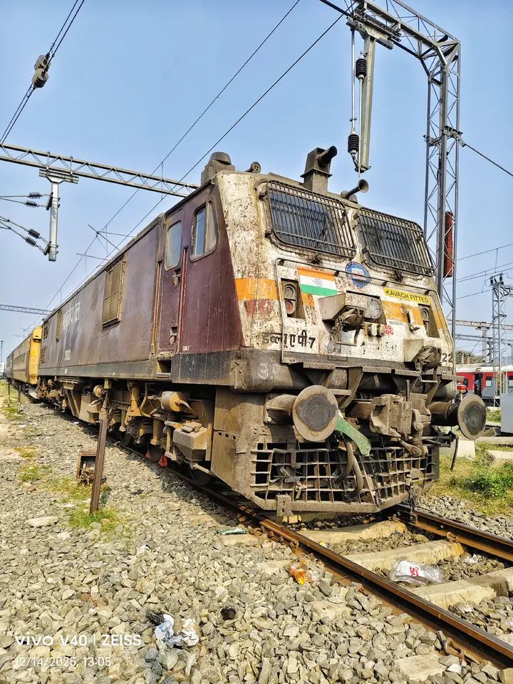 09313 Ujjain - Sant Hirdaram Nagar Shravan Special train photo 5