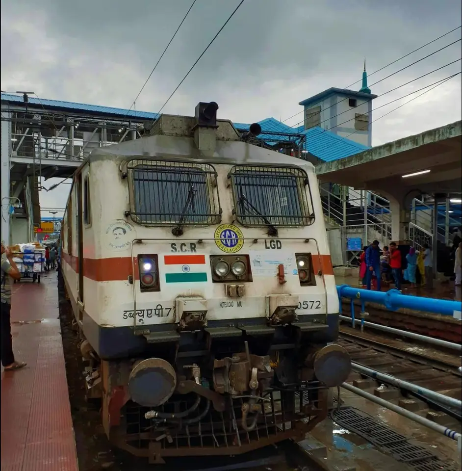 Representative Indian Railways gallery image photo 7