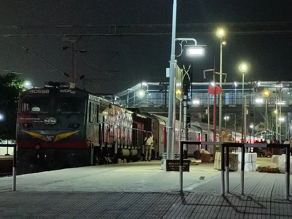 Representative Indian Railways gallery image photo 2