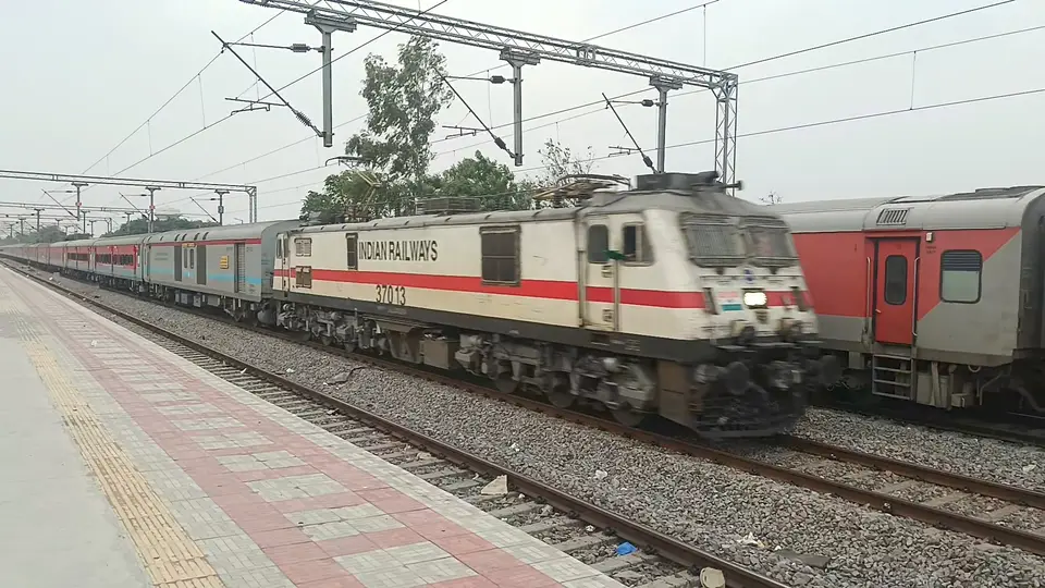 Representative Indian Railways gallery image photo 2