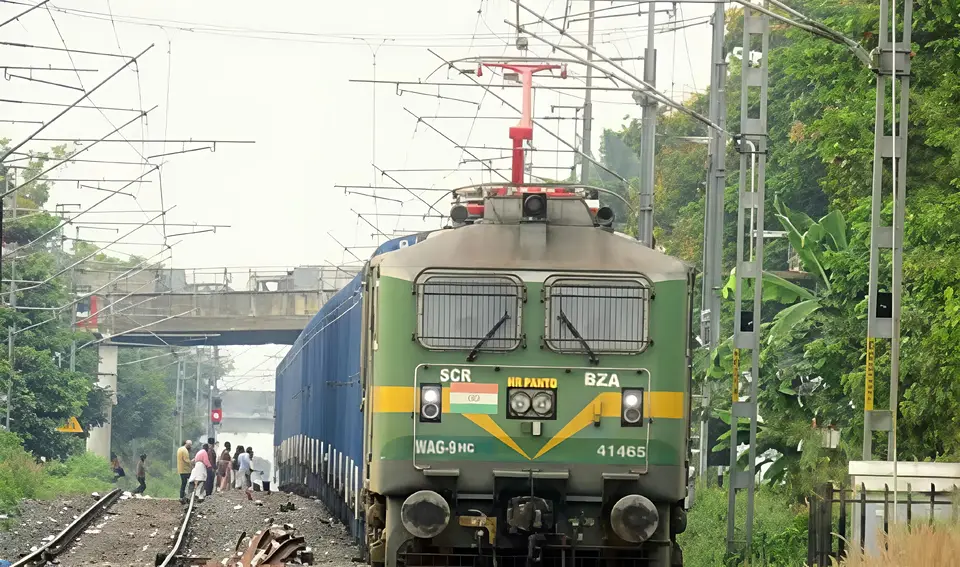 Representative Indian Railways gallery image photo 7