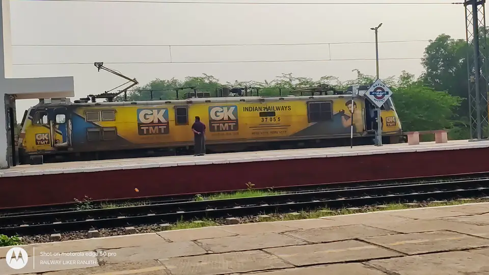 Representative Indian Railways gallery image photo 8