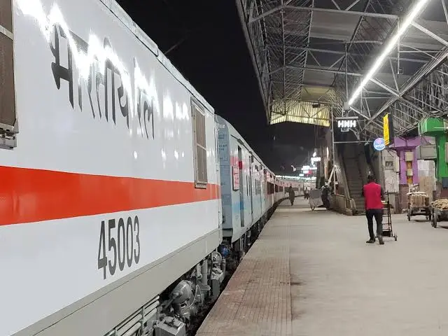 Representative Indian Railways gallery image photo 4