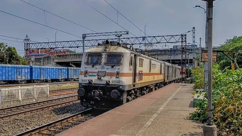 Representative Indian Railways gallery image photo 7