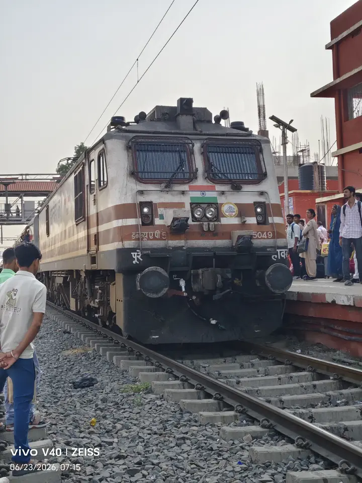 Representative Indian Railways gallery image photo 3