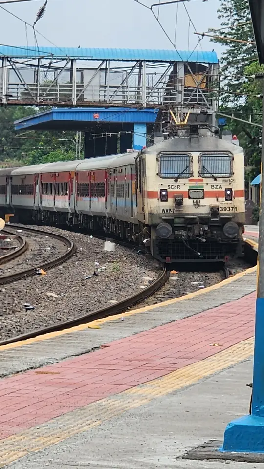 Representative Indian Railways gallery image photo 4