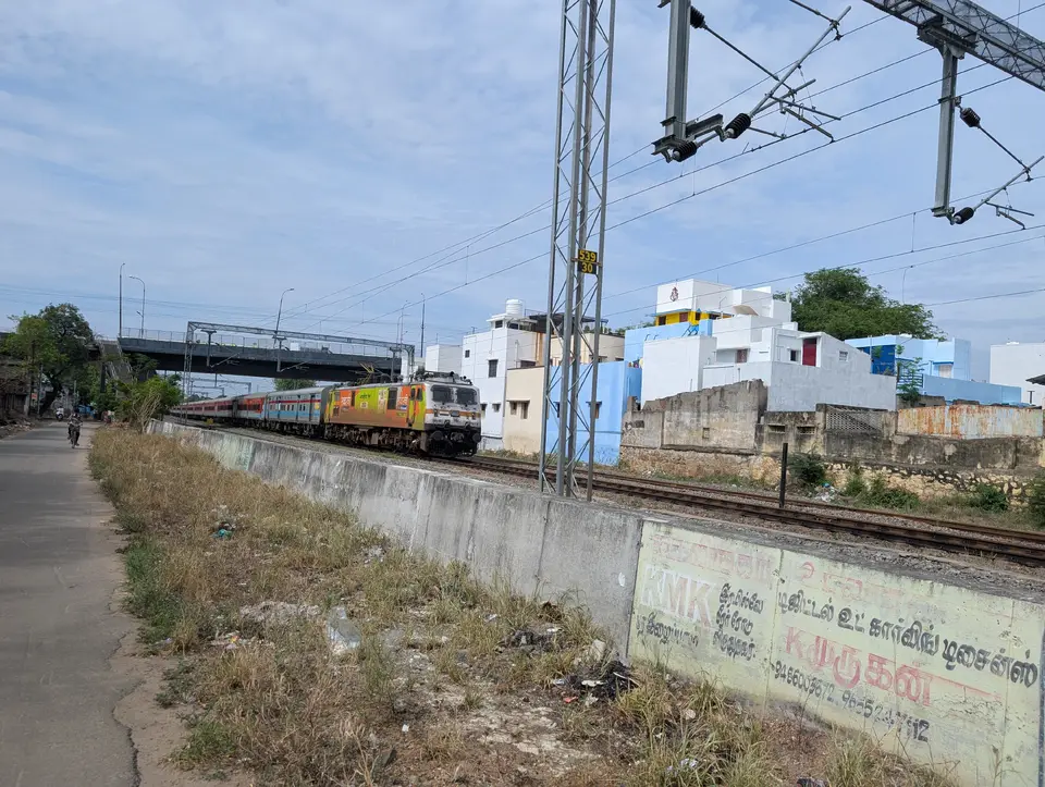 16339 Mumbai LTT - Nagercoil Express (via Katpadi) train photo 20