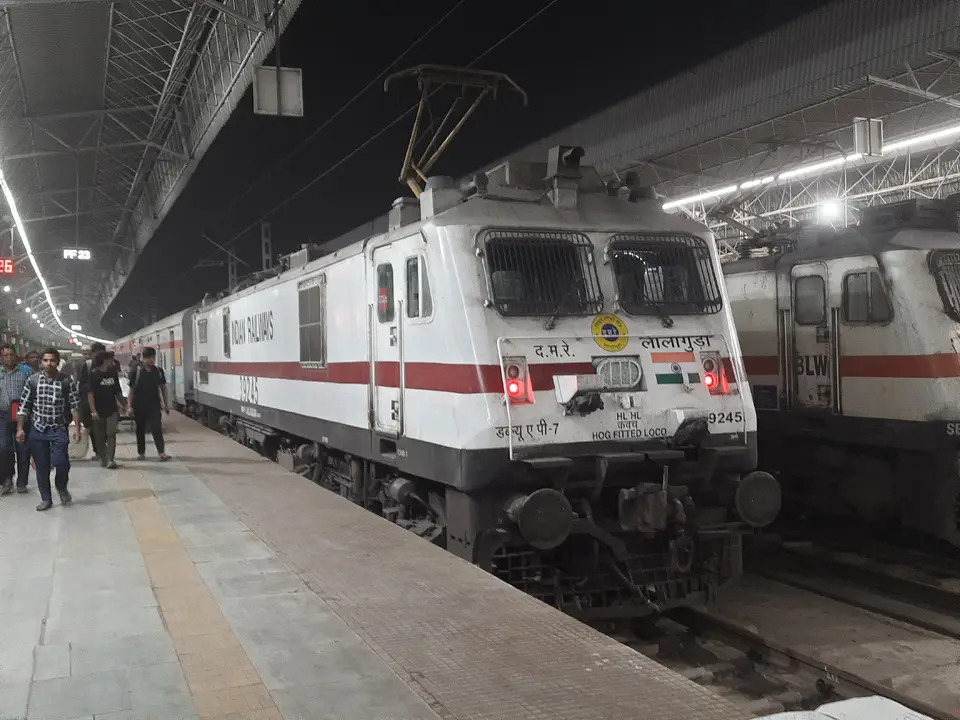 Representative Indian Railways gallery image photo 3