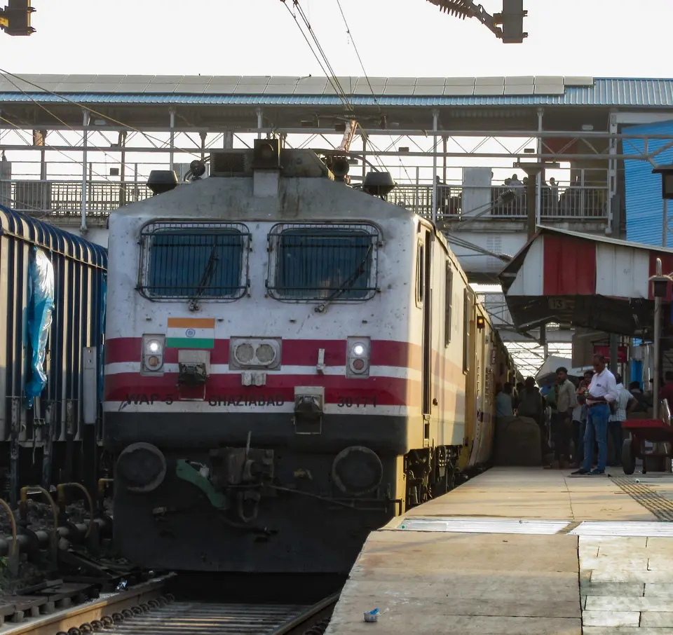 14523 Harihar Express train photo 3