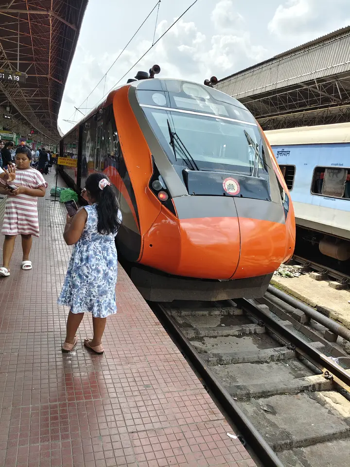 Representative Indian Railways gallery image photo 3