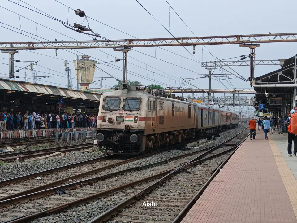 Representative Indian Railways gallery image photo 3