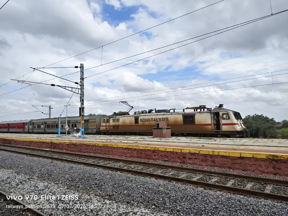 Representative Indian Railways gallery image photo 2