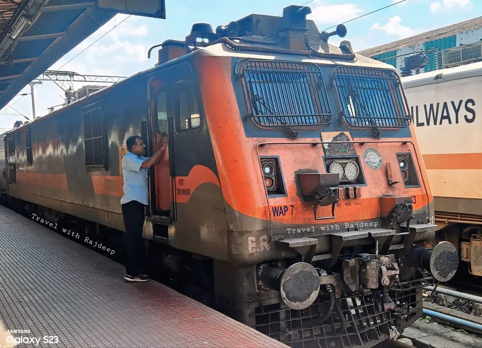 Representative Indian Railways gallery image photo 3